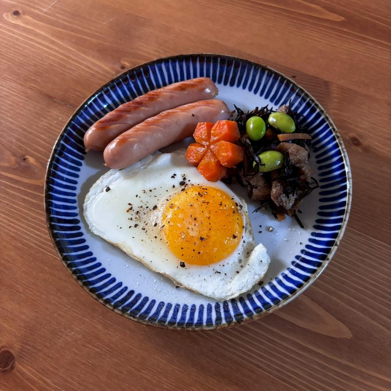 17cm丸皿（十草）